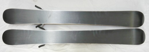 použité snowblady X-Morph Blade+ bezpečnostní vázání Tyrolia SL100 použité snowblady X-Morph Blade+ bezpečnostní vázání Tyrolia SL100