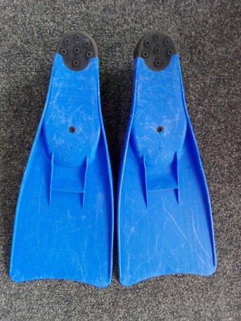 ploutve vel. 35-37 ploutve vel. 35-37